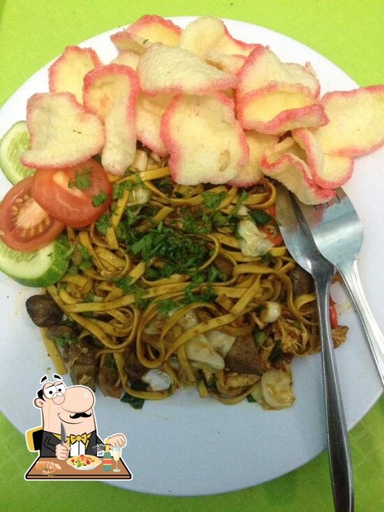 Rumah Makan Oemah Dahar: Santap Lezat di Hati Kesugihan